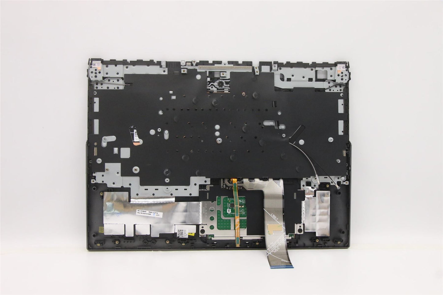 Lenovo Upper Case ASM_SPA L82JF SGw/WHWRF 5CB1D10495