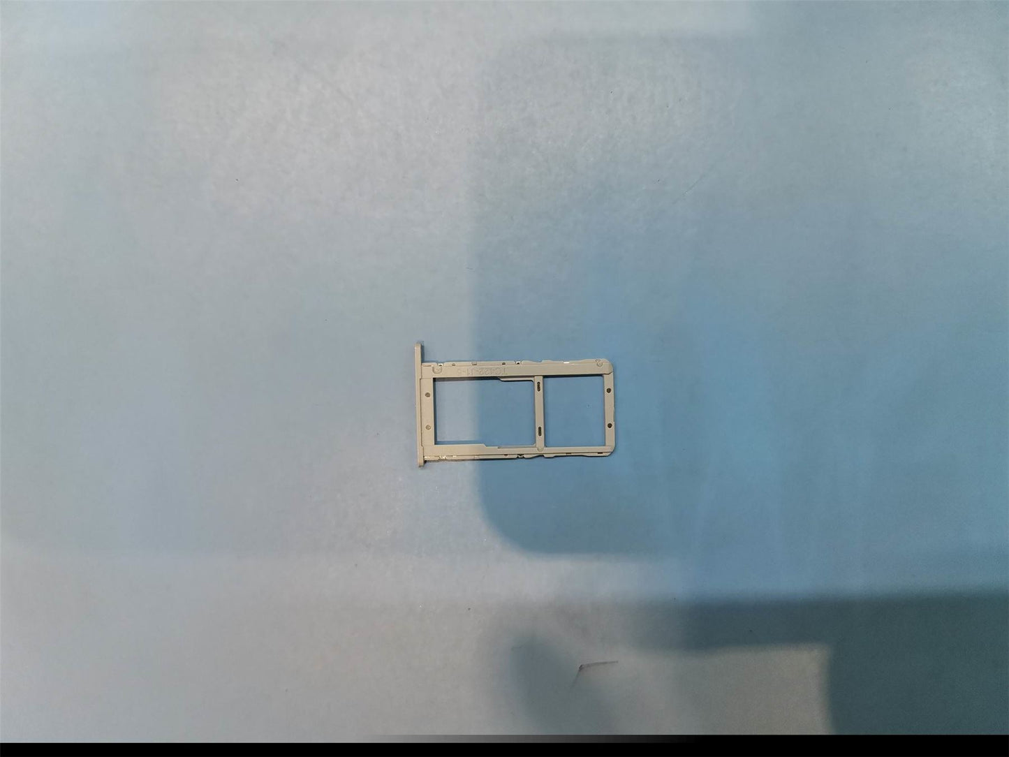 Lenovo TB300XU SIM Tray_GR&*81804-00017 CS 5M88C21978