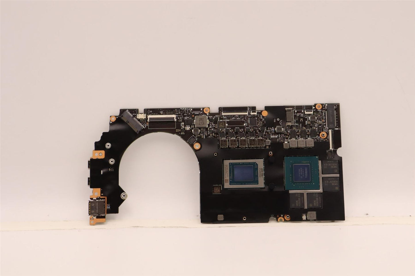 Lenovo Yoga 7 14ARH7 Motherboard Mainboard DIS AMDR76800HS 32G 5B21J16714