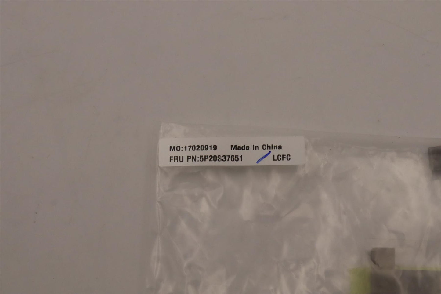 Lenovo Thermalpad L 82TL charge 5P20S37651