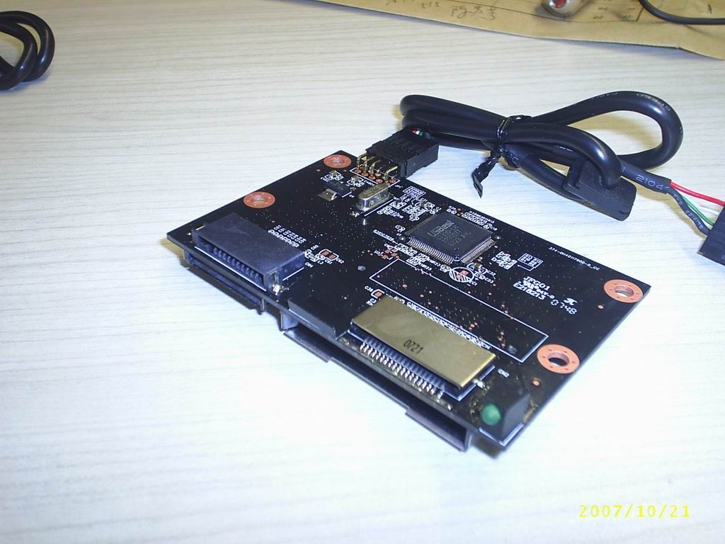 Lenovo Taisol H UT330 four Slots Cardreader(R) Card Reader Board 11009816