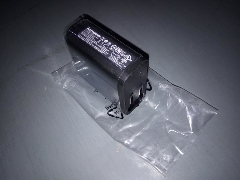 Lenovo ADL65WCC 20V/5V 5V 20V 3.25A 65W AC Charger Adapter 5A10G68669