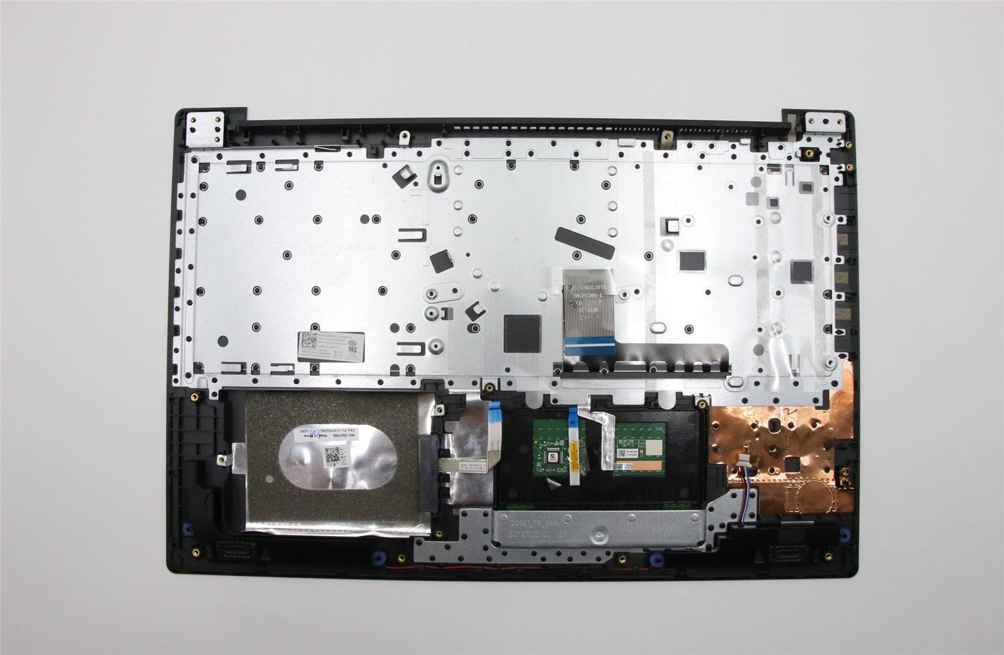 Lenovo UpperCaseASM W/KB L81D2 IRON GREY IMR JAPANESE KB W/TOUCH PAD+TP FFC+KB BRACKET+SPEAKER+HDD FFC 5CB0R34264