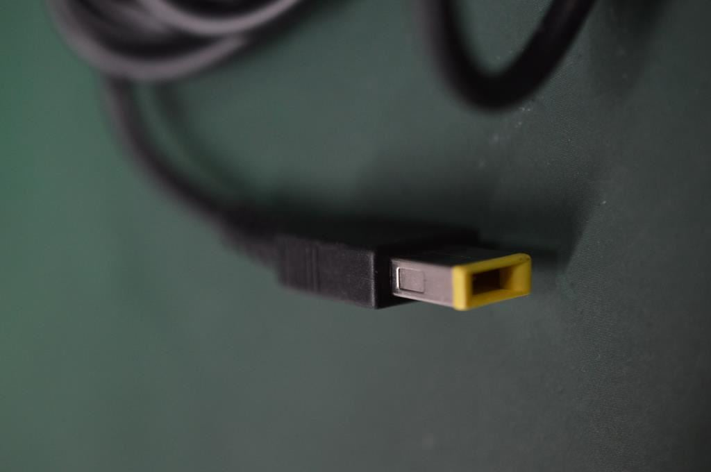 Lenovo Delta ADLX90NDC3A 20V4.5A adapter 36200250