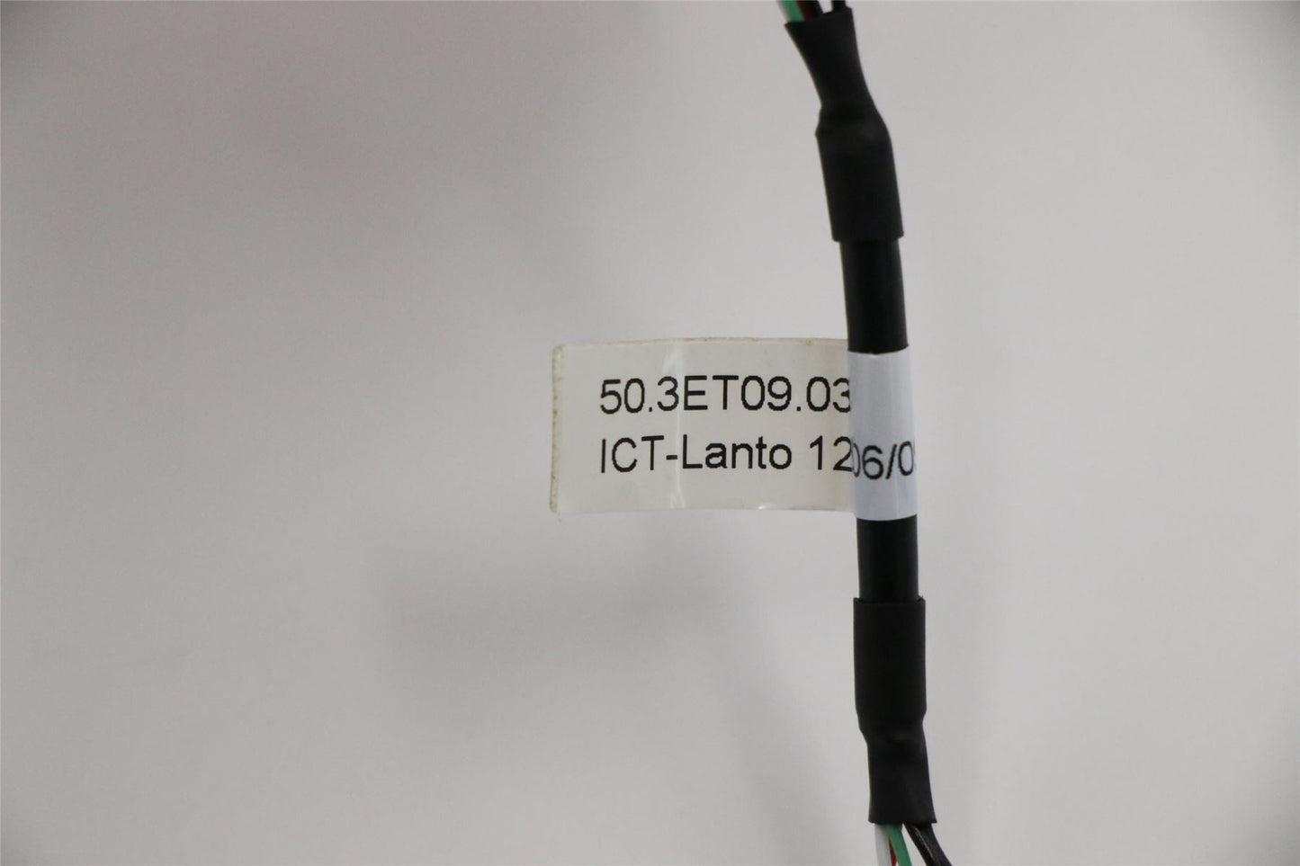 Lenovo FRU,Cable. Cardreader TAHOE 03T9634