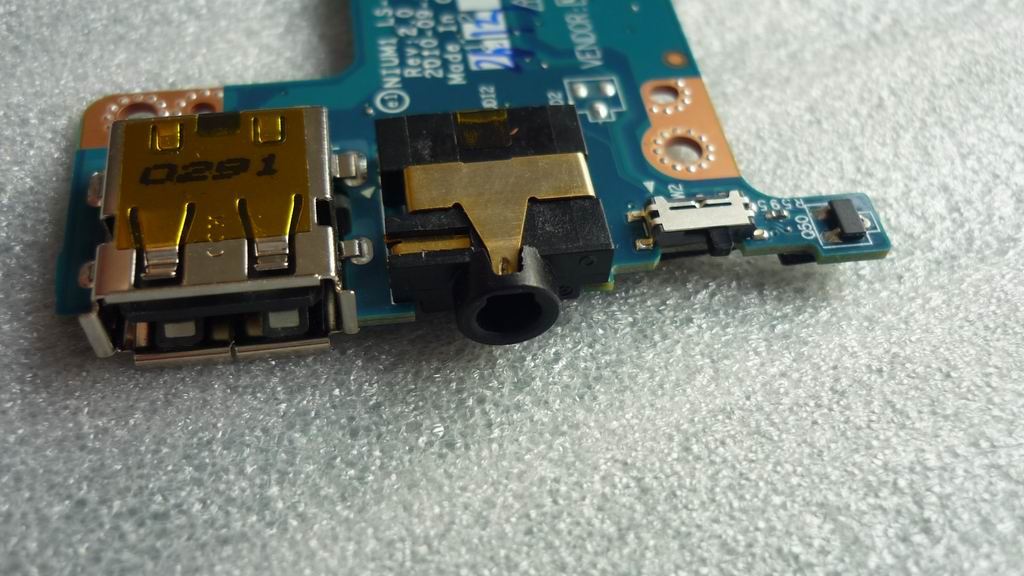 Lenovo NIUM1 AUDIO(WLAN SWITCH) BD 455NG338L01 31047060