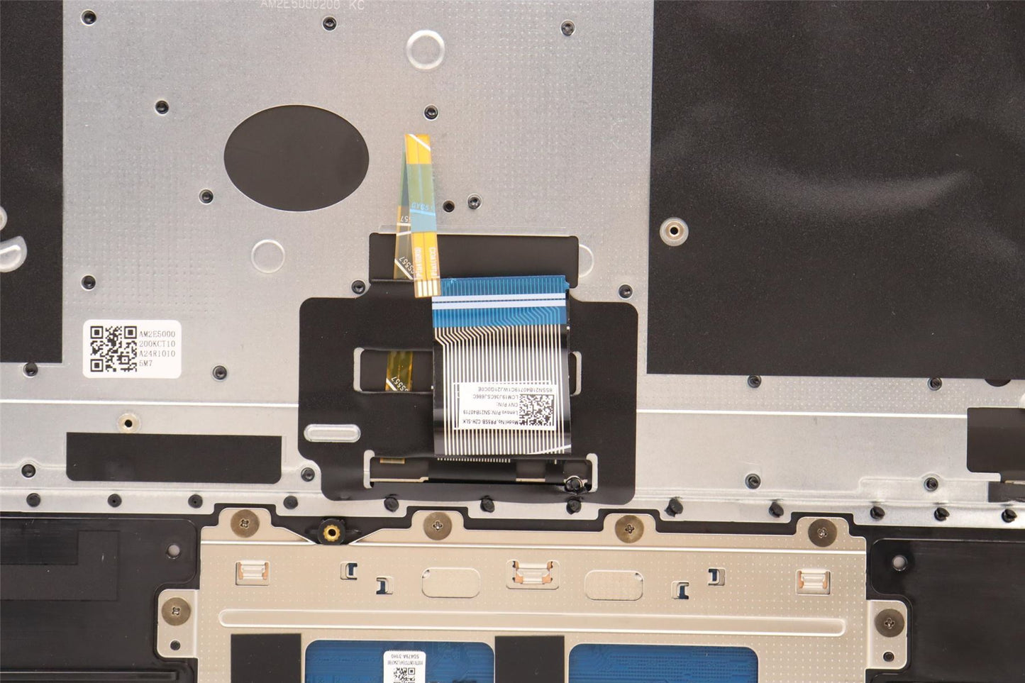 Lenovo COVER Upper Case ASM_CZE/SLK L82UF NFPAG 5CB1J03988