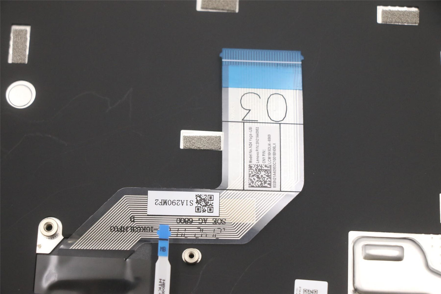 Lenovo Chromebook 500e Gen 3 Palmrest Cover Touchpad Keyboard US Europe 5M11C89012