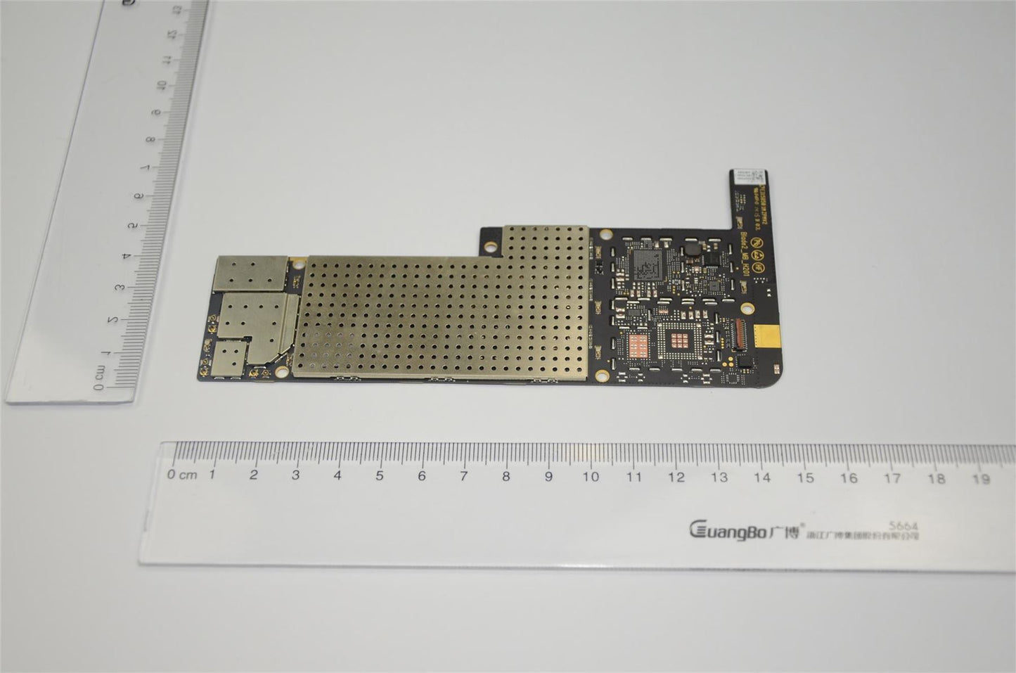 Lenovo Blade2-8A ROW MB LTE+2G+16G CS 5B29A6N2CP
