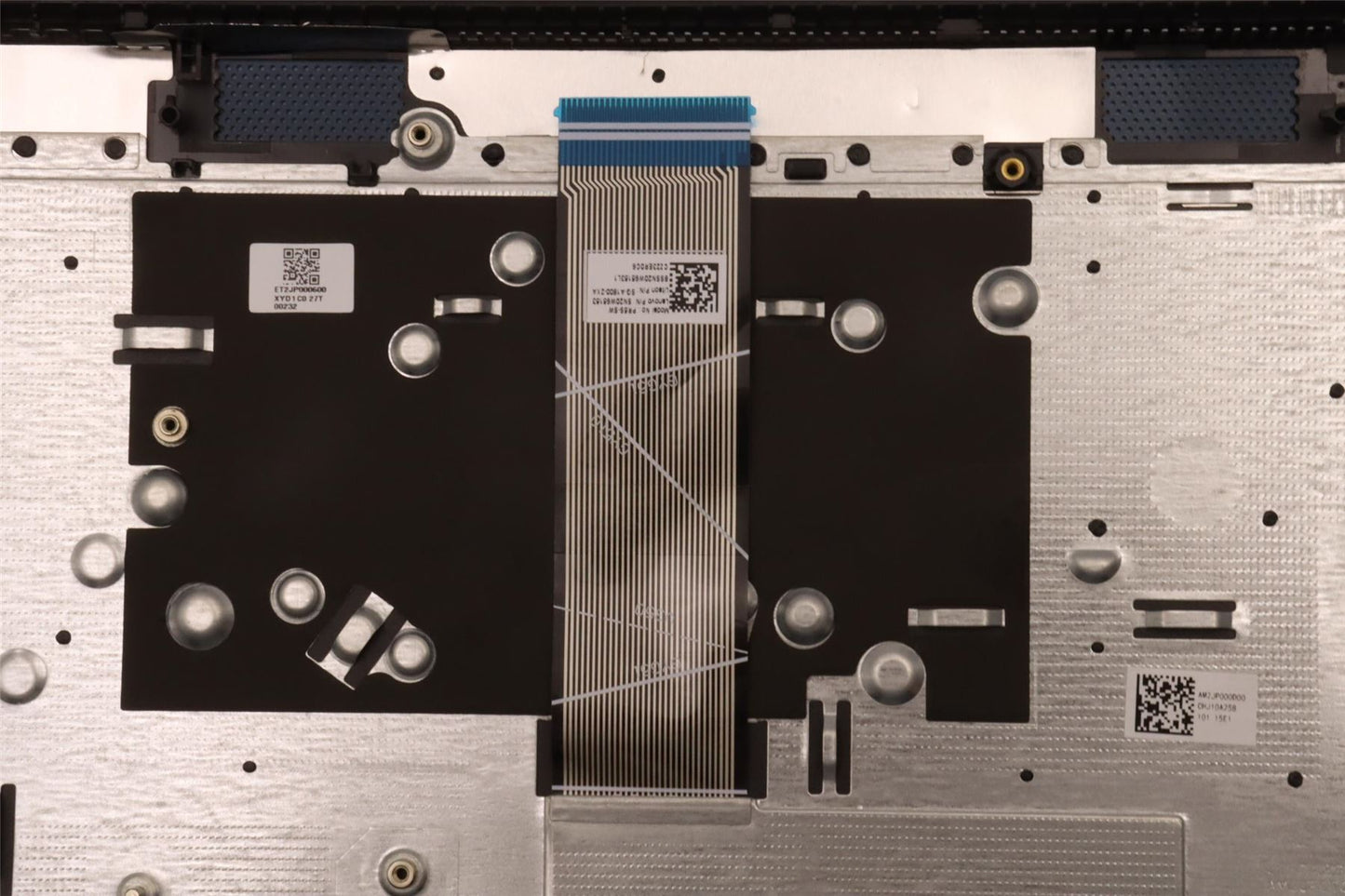 Lenovo Upper Case ASM_SWSL82SFFP_AB_NB_ML 5CB1J00304