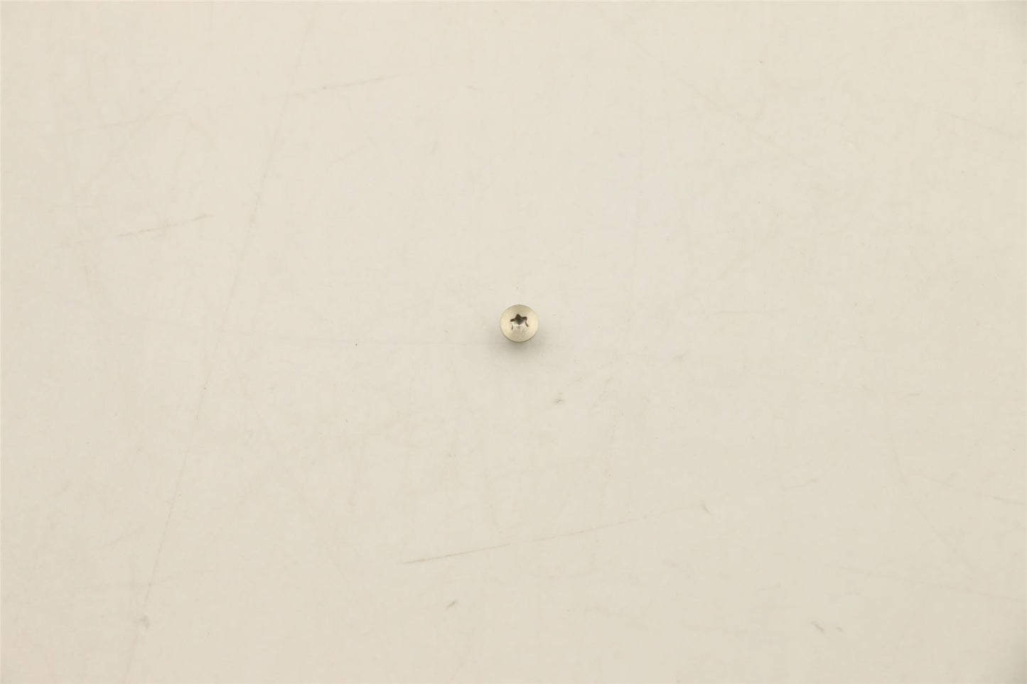Lenovo SCREW Screw L 82LU 2.0D2.6L 5S10S35383