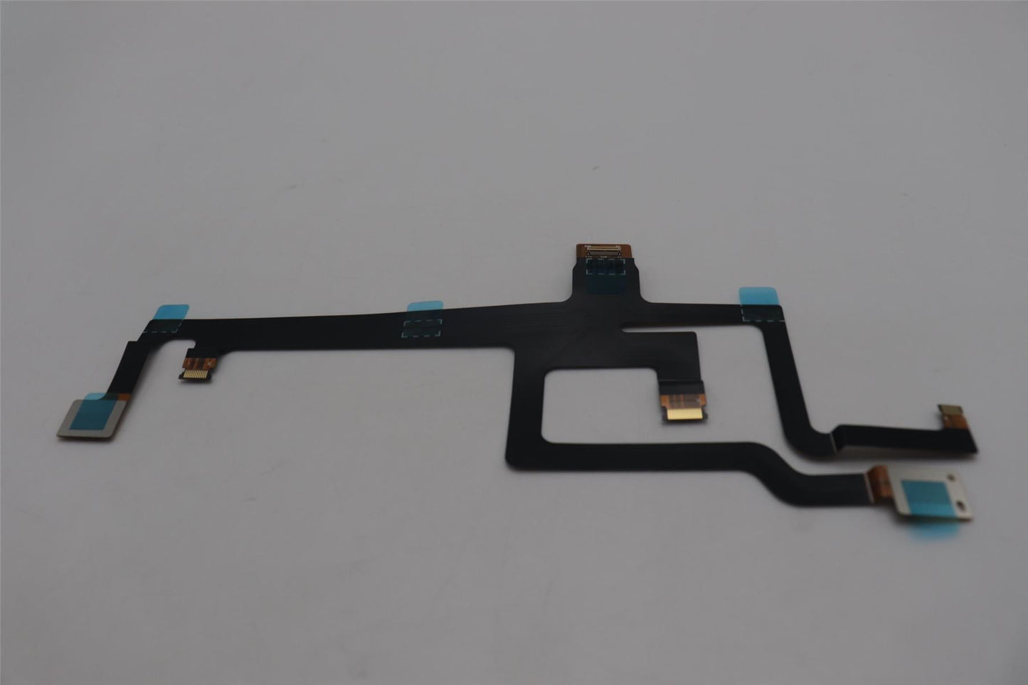 Lenovo CABLE-FPC,CLICKPAD,WWAN,NFC 5C11L99750