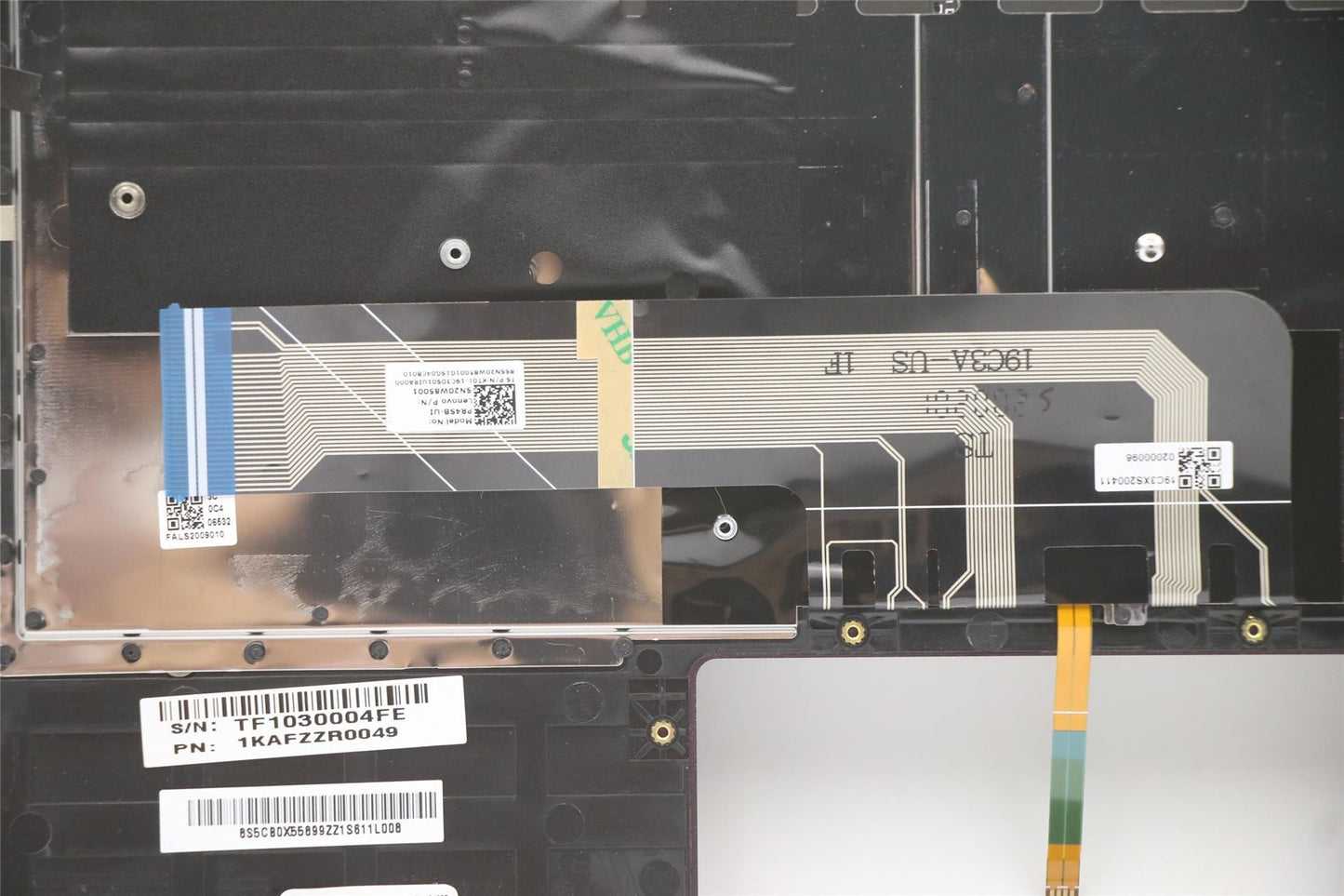 Lenovo Upper Case ASM_US INTE Q82A1 OC 5CB0X55899
