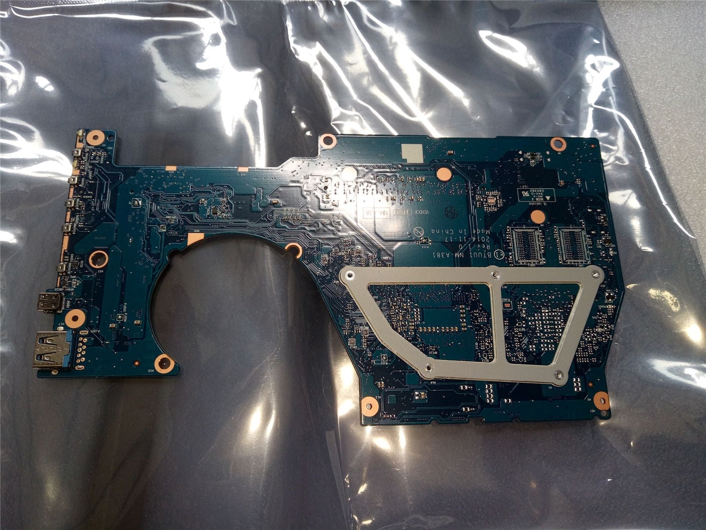 Lenovo Yoga 3-1470 Motherboard Mainboard 5B20H35602