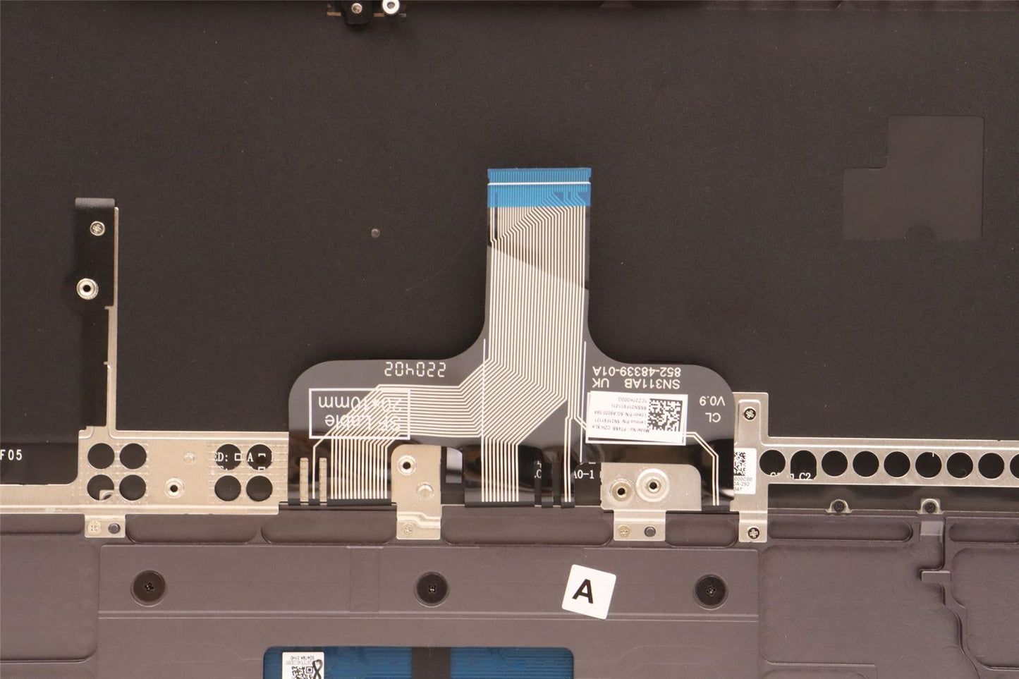 Lenovo Upper Case ASM_CZE/SLK L82TL SG 5CB1J36003