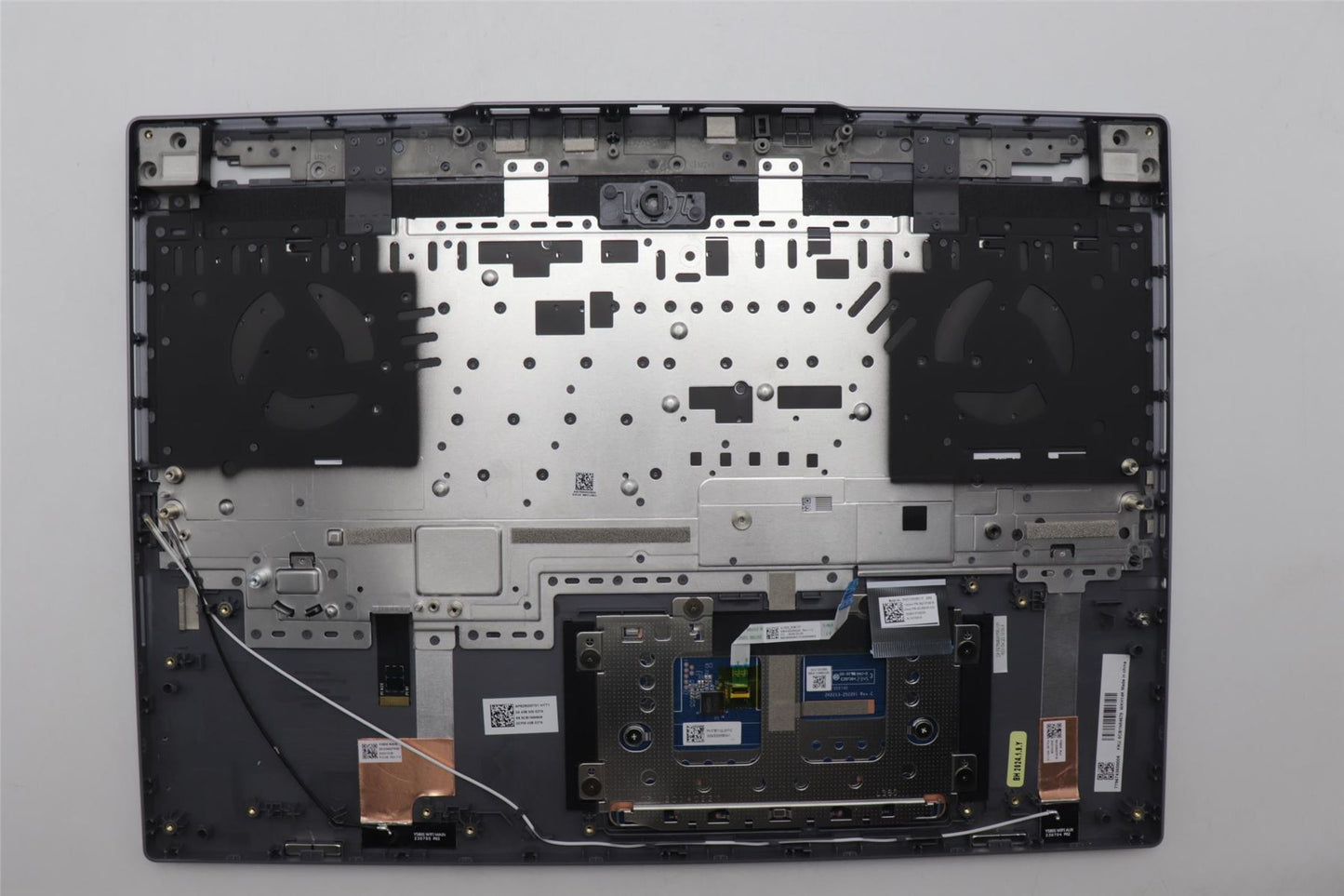 Lenovo Upper Case ASM GRE C 83DH LGRGB 5CB1N84678