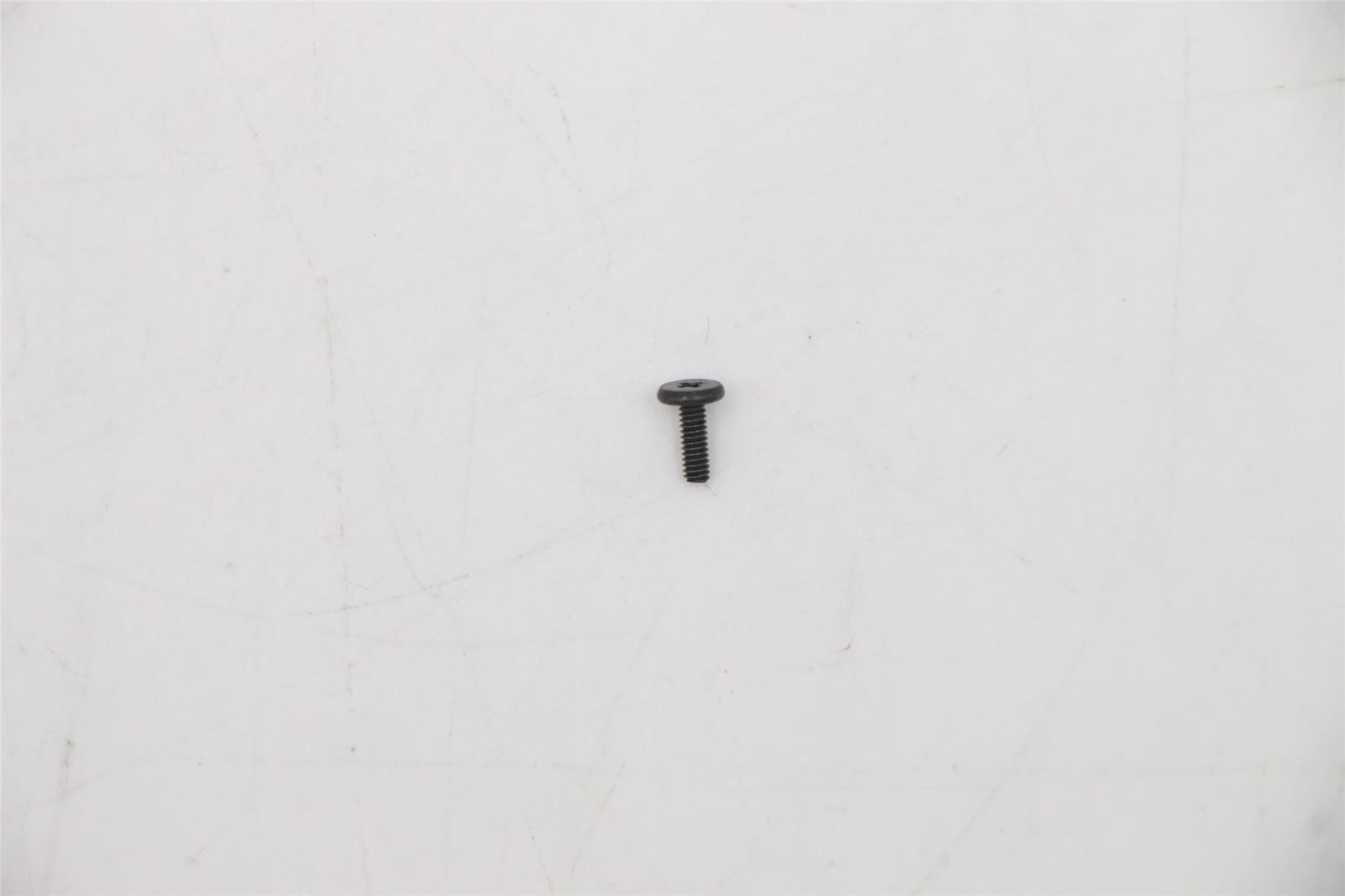 Lenovo 5S10U51621 SCREW M2X6 antiskid screw