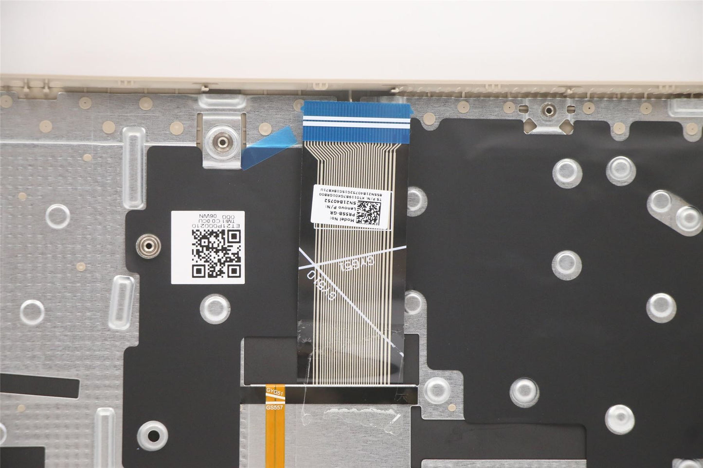 Lenovo Upper Case ASM_GERL82H8NFPSDBL 5CB1B84507