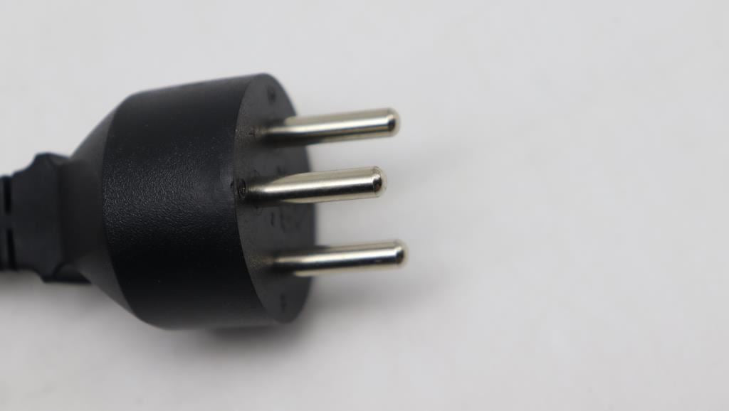Lenovo LINECORD Fru,IL,1.8M,16A/250V,3P,NON-LH 5L60X67144
