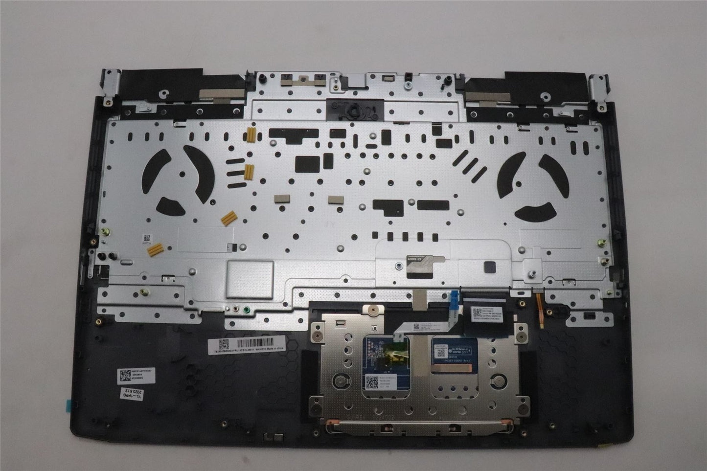 Lenovo LOQ 15APH8 LOQ 15IRH8 Palmrest Cover Touchpad Keyboard Black 5CB1L49811