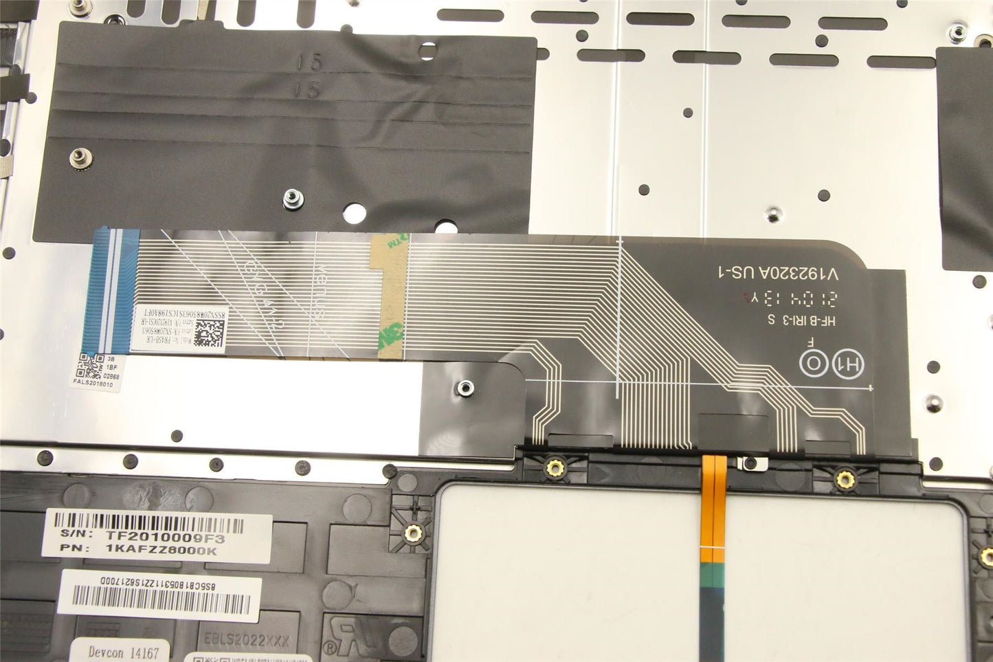 Lenovo Upper Case ASM_UKR Q82A3 GY 5CB1B05311