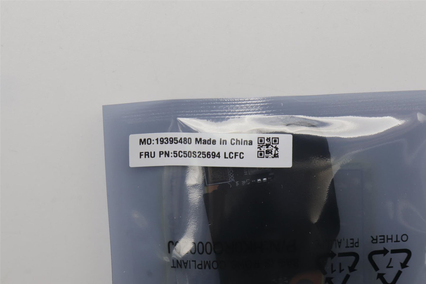 Lenovo CARDPOP L 83FF IO/B Right 5C50S25694
