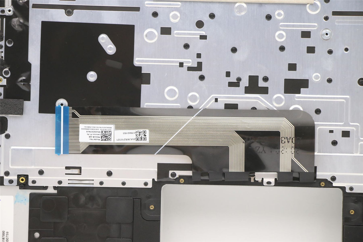 Lenovo IdeaPad 7 13ACN05 Keyboard Palmrest Top Cover Arabic Silver 5CB1C14977