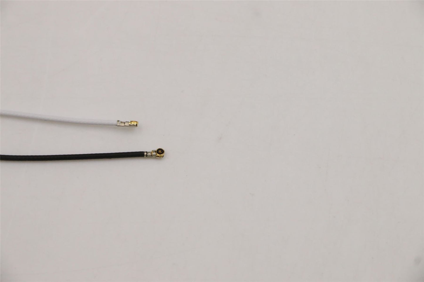 Lenovo LCD Cover B 82HG w/ Antenna Grey 5CB1B34772