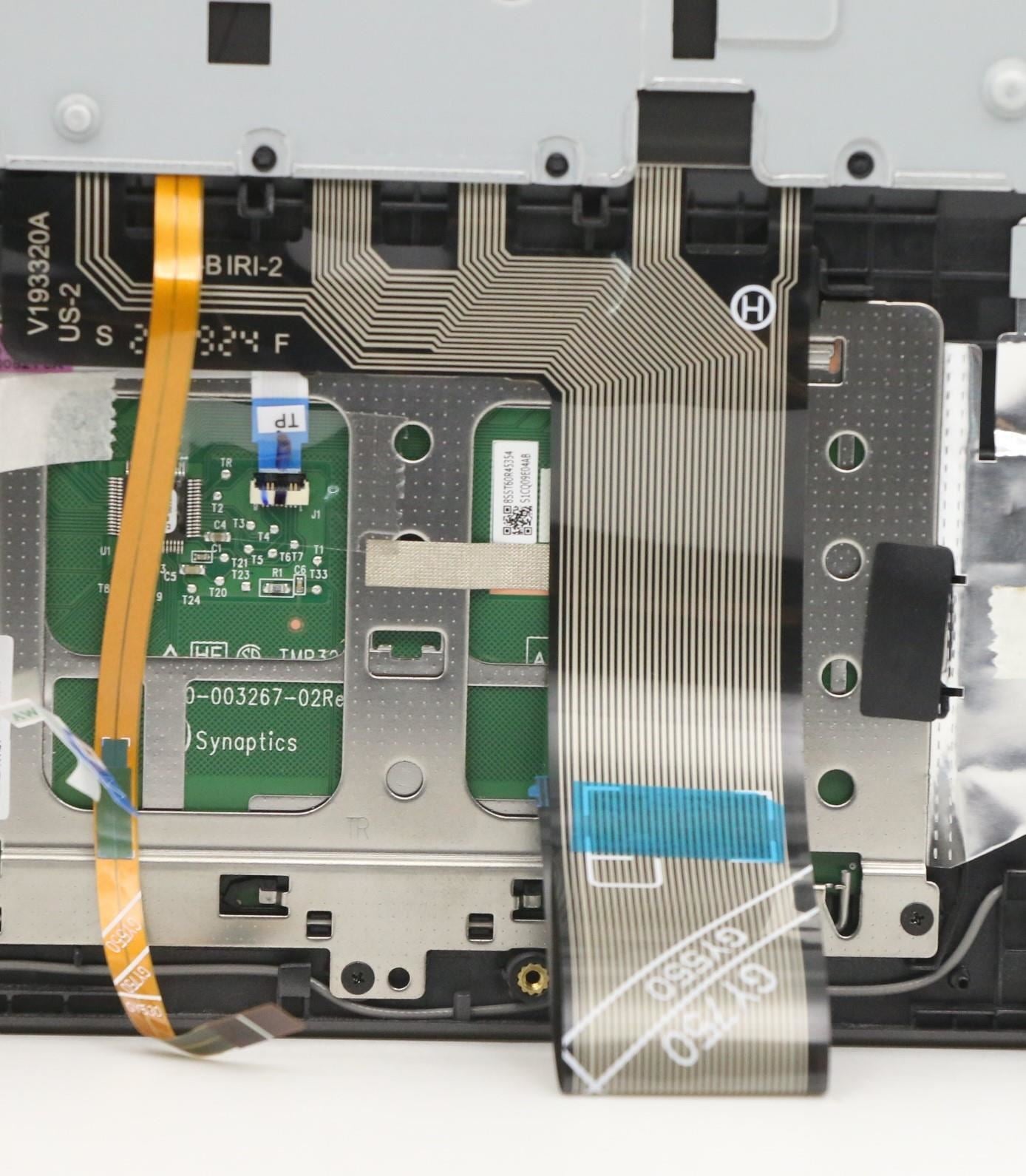 Lenovo Upper Case ASM_US INTE L 82AW NFP 5CB0Y99290