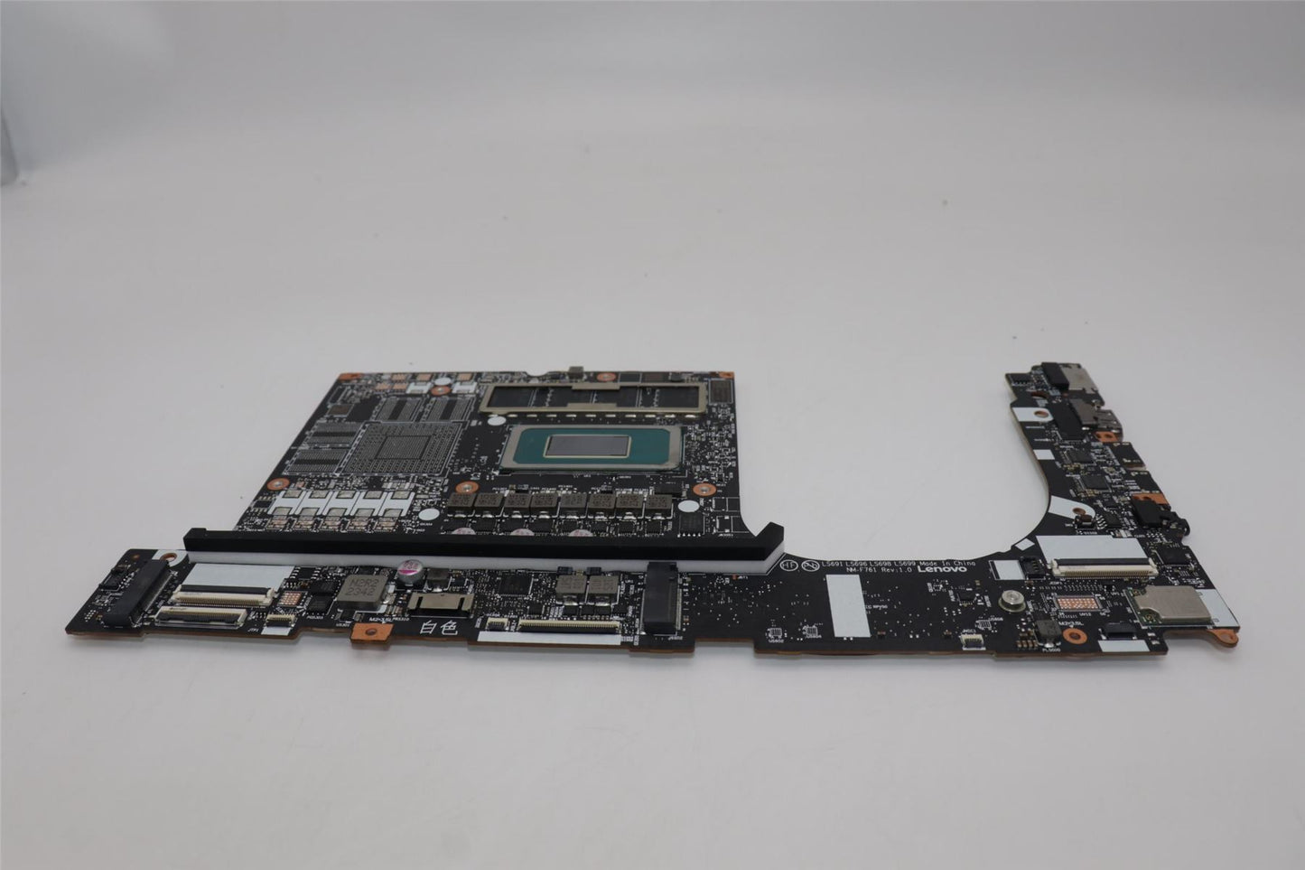 Lenovo L83DNULT7_155H_U_16G_WINRMEI 5B21M50041