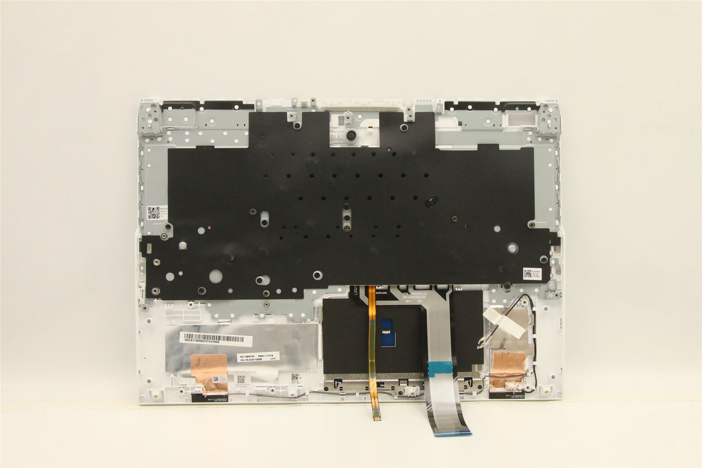 Lenovo Legion 5 16IAH7H Palmrest Touchpad Cover Keyboard US White 5CB1F38556