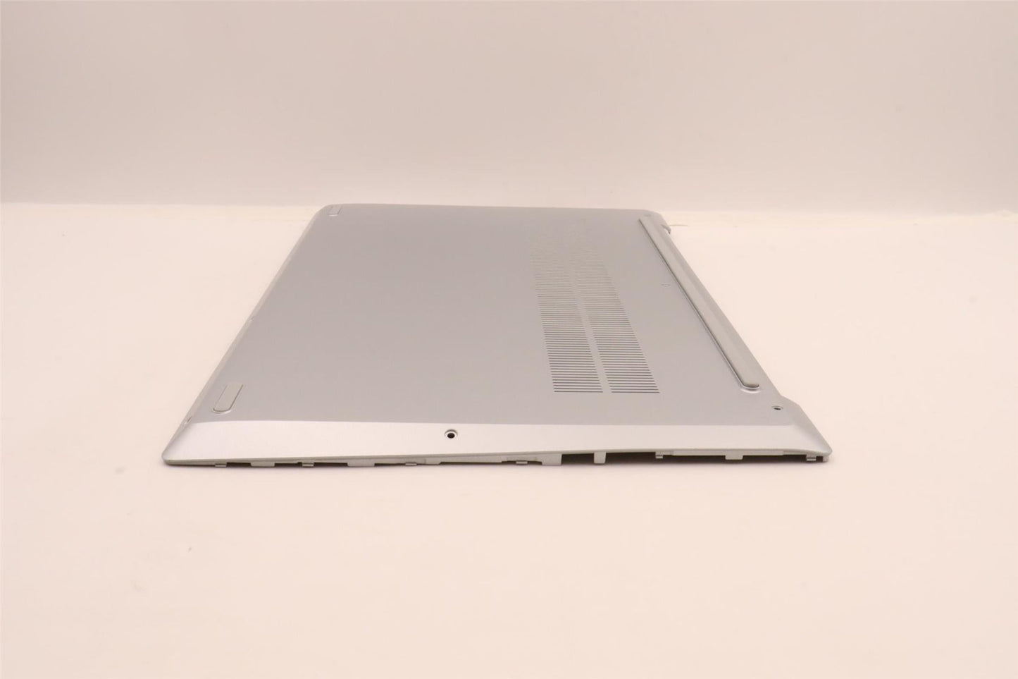 Lenovo Lower Case L 82SF PC CG DIS 5CB1H95507