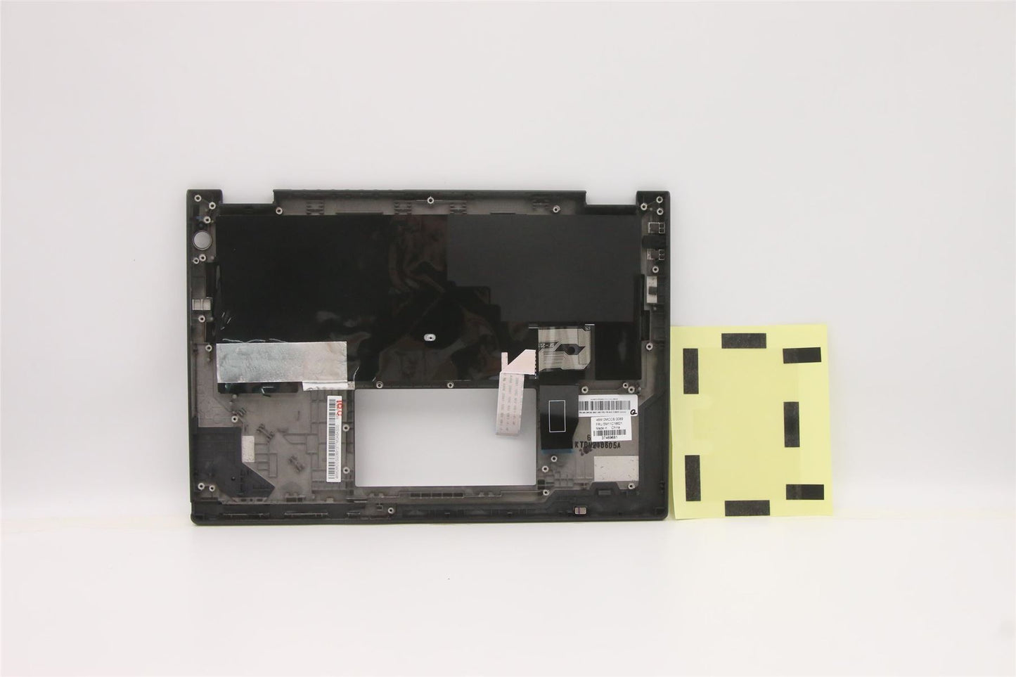 Lenovo WW C-Cvr+TC KB ASM,CHY 5M11C18621