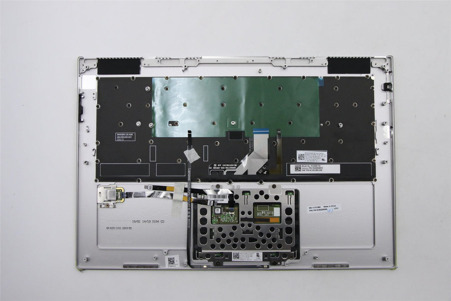 Lenovo Upper Case L 80Y7 PTN W/KB IT 5CB0Q09586