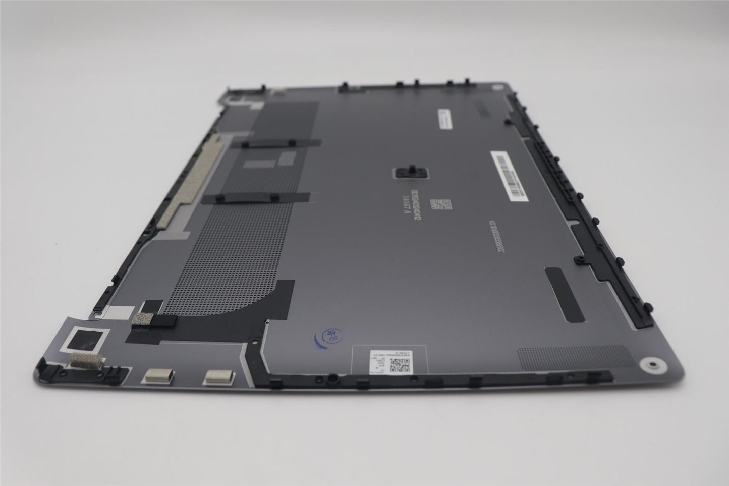Lenovo Cover L 83AC D COVER LG 5CB1P00308