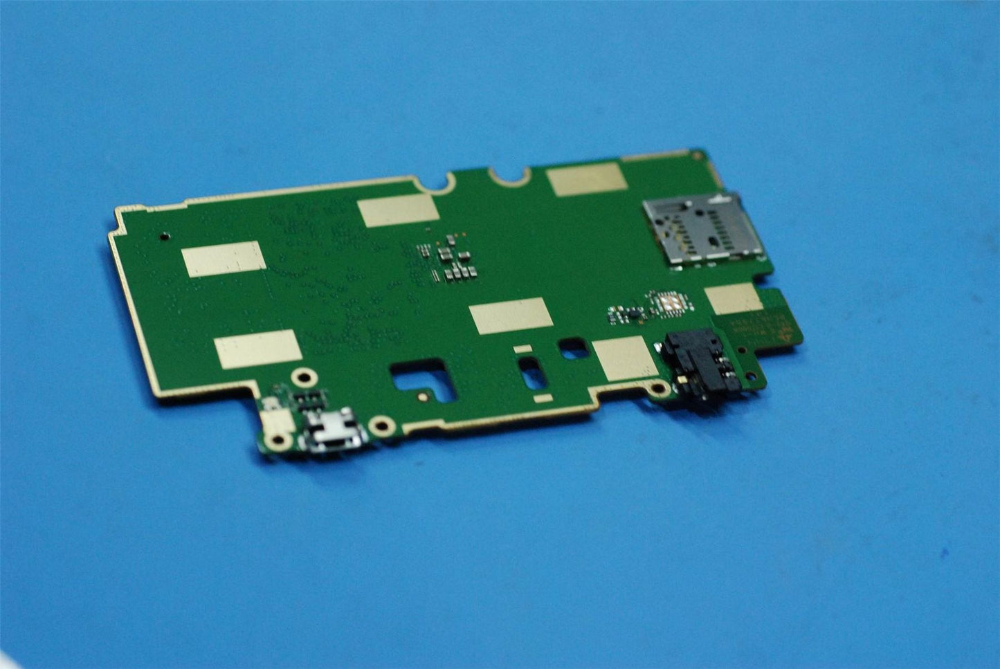 Lenovo TB-7304F MB 1+8G_2&*HQ31604911000 CS 5B28C09602