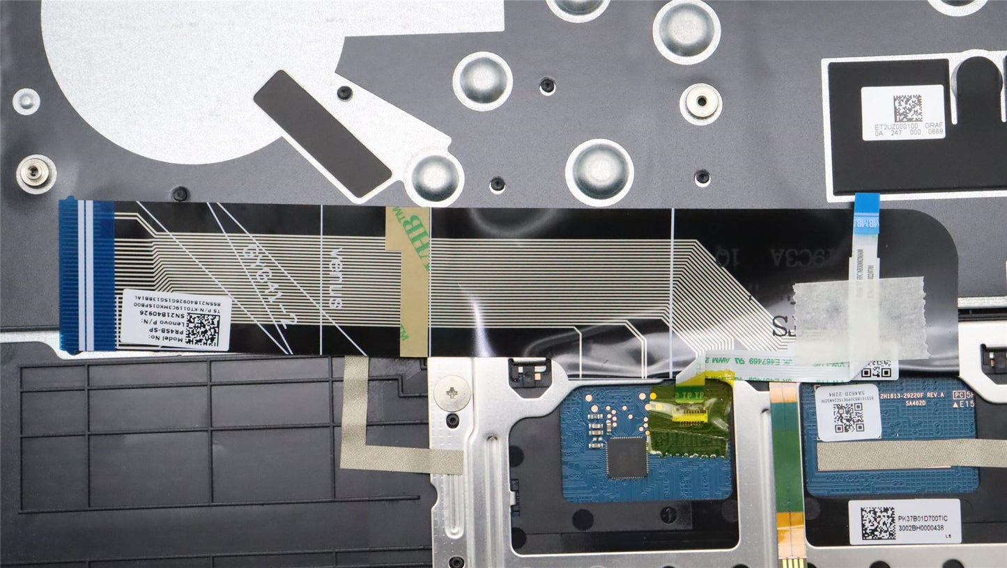 Lenovo UpperCaseASM_SPA C82SD PLSG NFPBL 5CB1J05311
