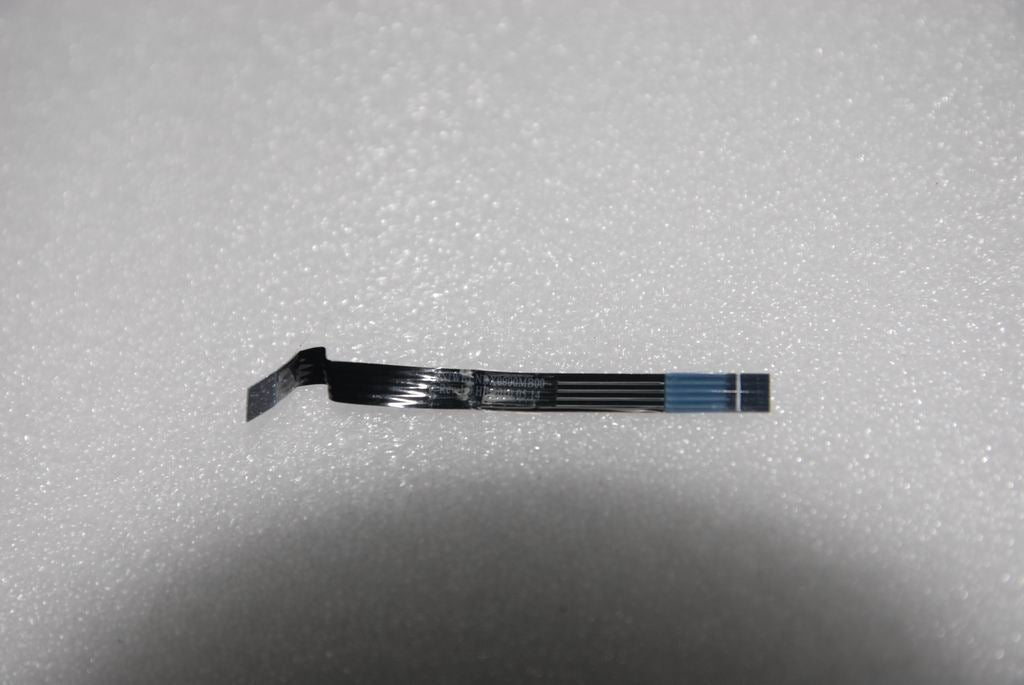 Lenovo NIWE1 TP FFC-14 FFC Cable 31042385