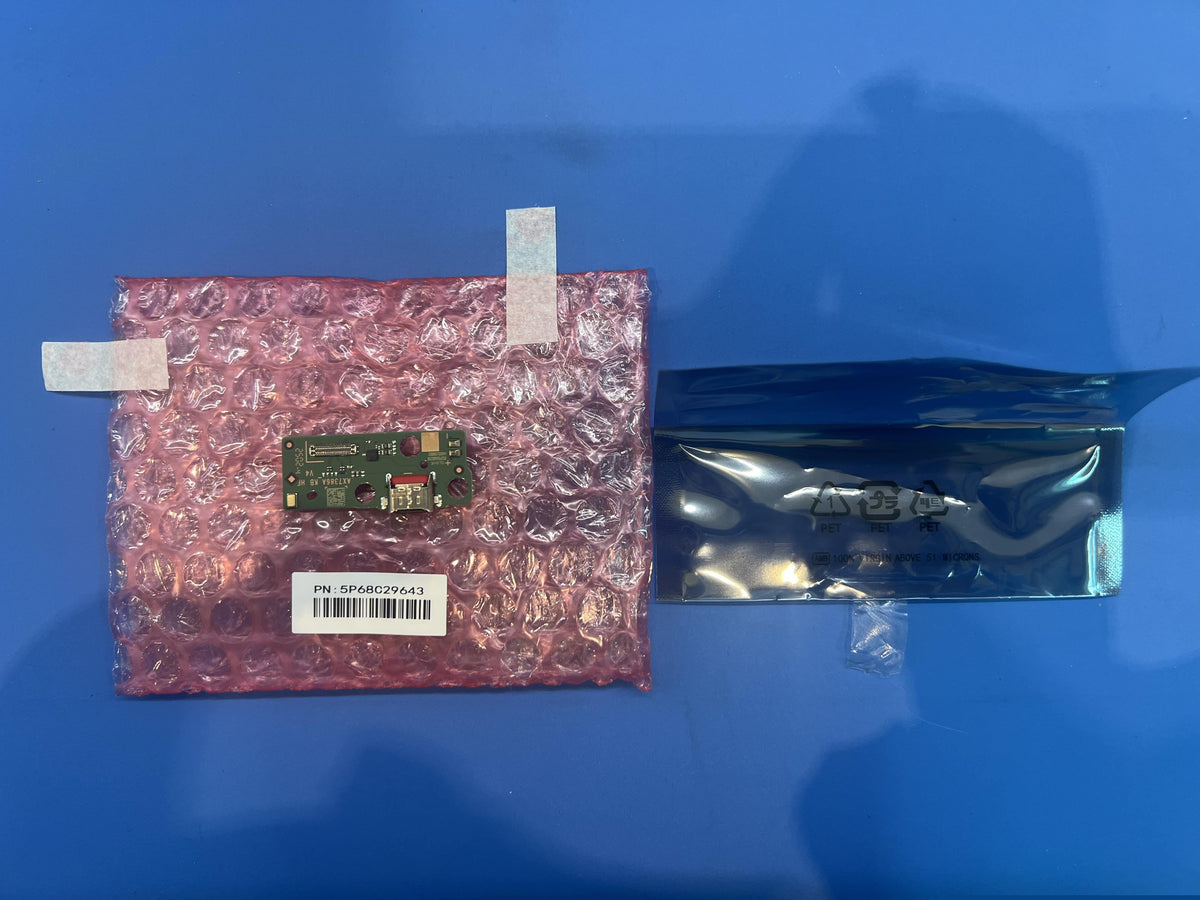 Lenovo TB305XU Board_LTE&*HQ3160001THT0 CS USB LTE Board 5P68C29643
