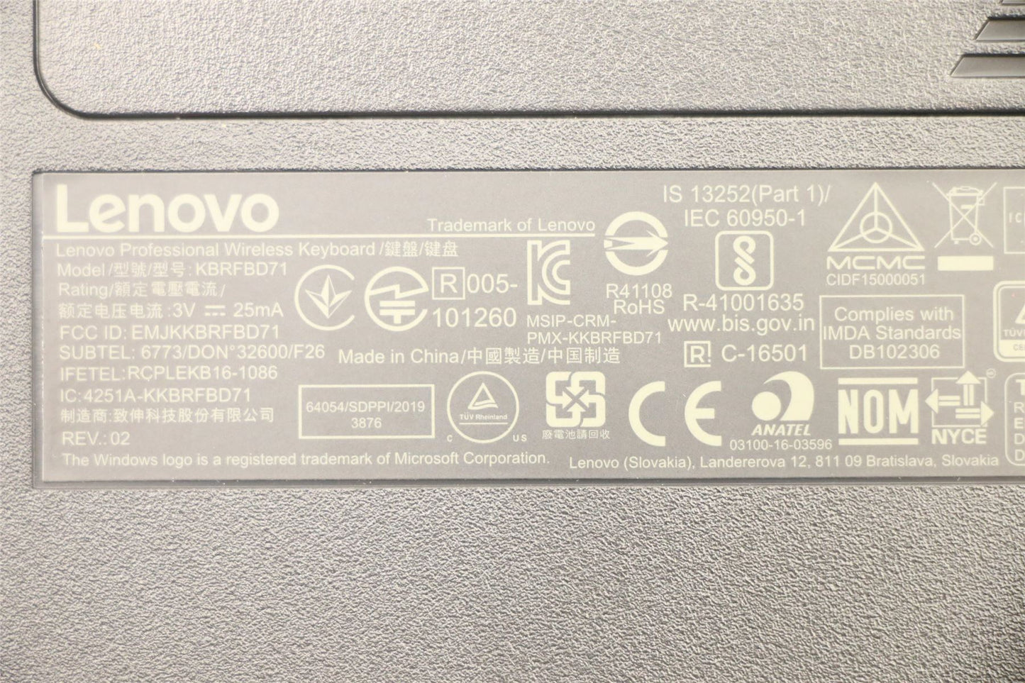 Lenovo Wireless KBD-Iceland 03X6983
