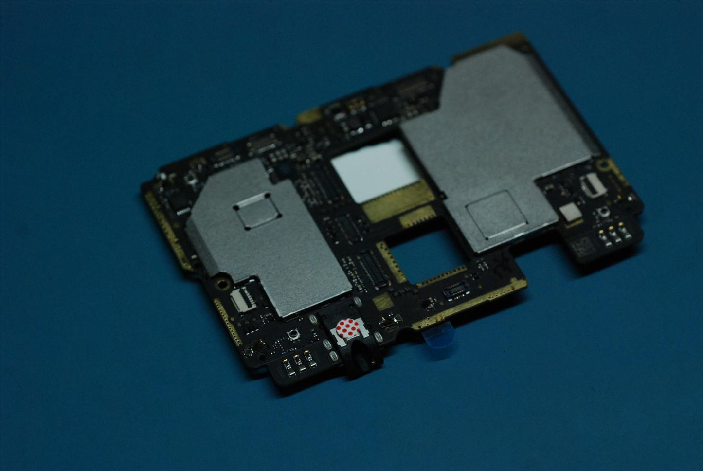 Lenovo PB2-670M ROW MB_3+32G&*67101530 CS 5B28C06220
