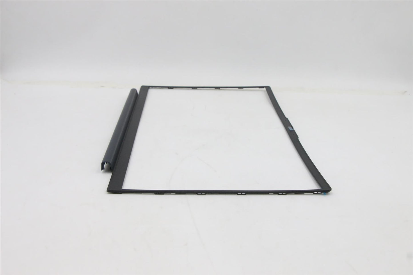 Lenovo LCD Bezel L 82FG AB 5B30S18988