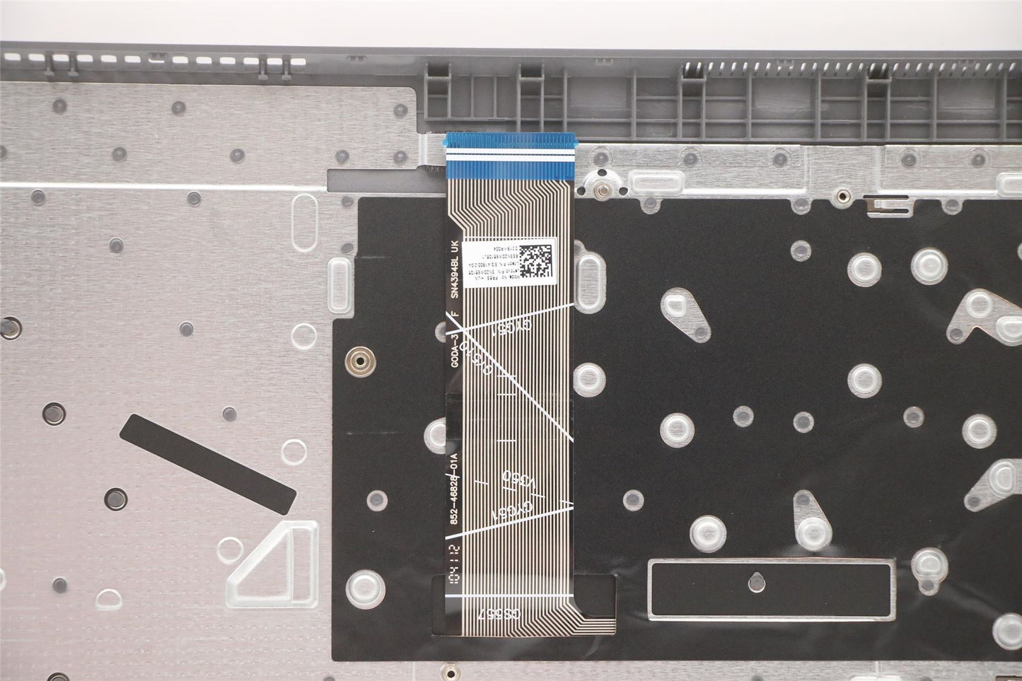 Lenovo Upper Case ASM_HUN L82KV NFPA/GUMA 5CB1C75747