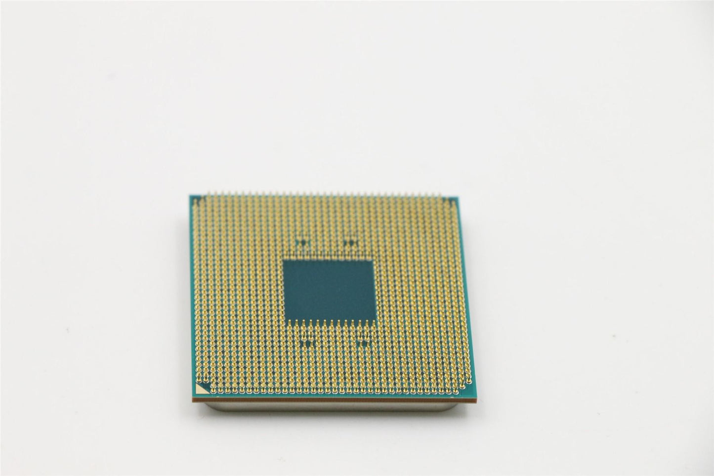 Lenovo SP AMD Ryzen 3 PRO 1200 3.1G/4C/8M/AM4/6 01AG143