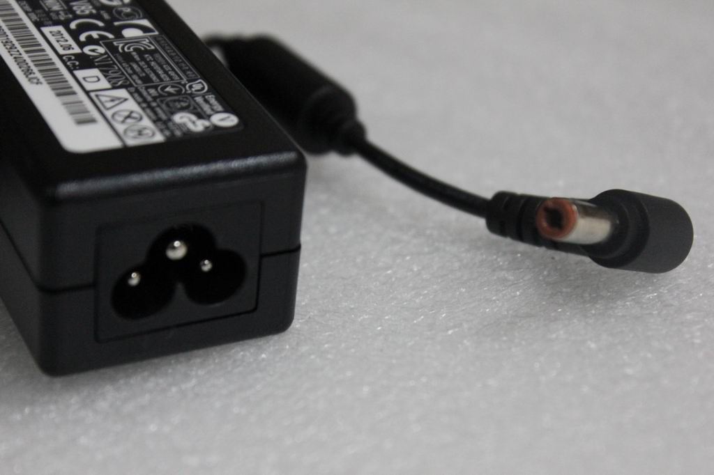 Lenovo Delta ADP-65KH BD 20V/3.25A 20V 3.25A AC Charger Adapter 36001929