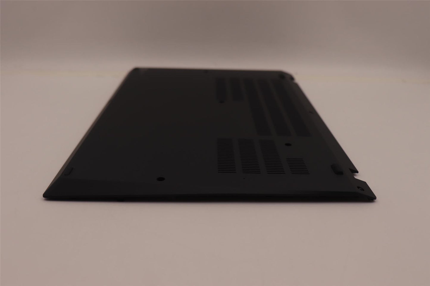 Lenovo ThinkPad P16s 1 Untere Basis Untere Gehäuseabdeckung Schwarz 5CB0Z69600