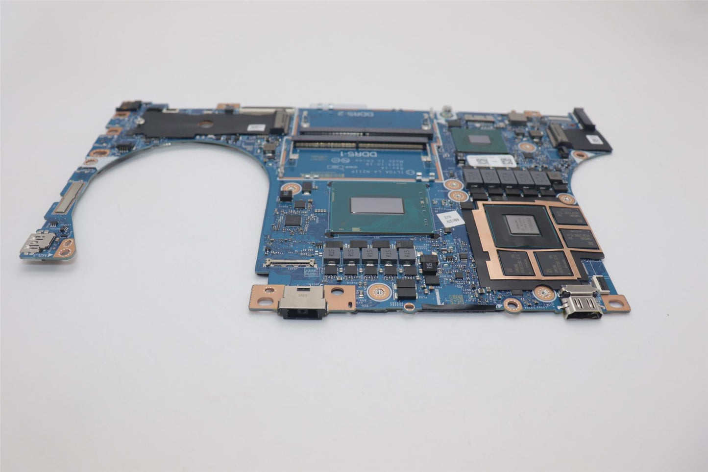 Lenovo C 83DG I74700HX_RTX4060 NOKRM 5B21M50936