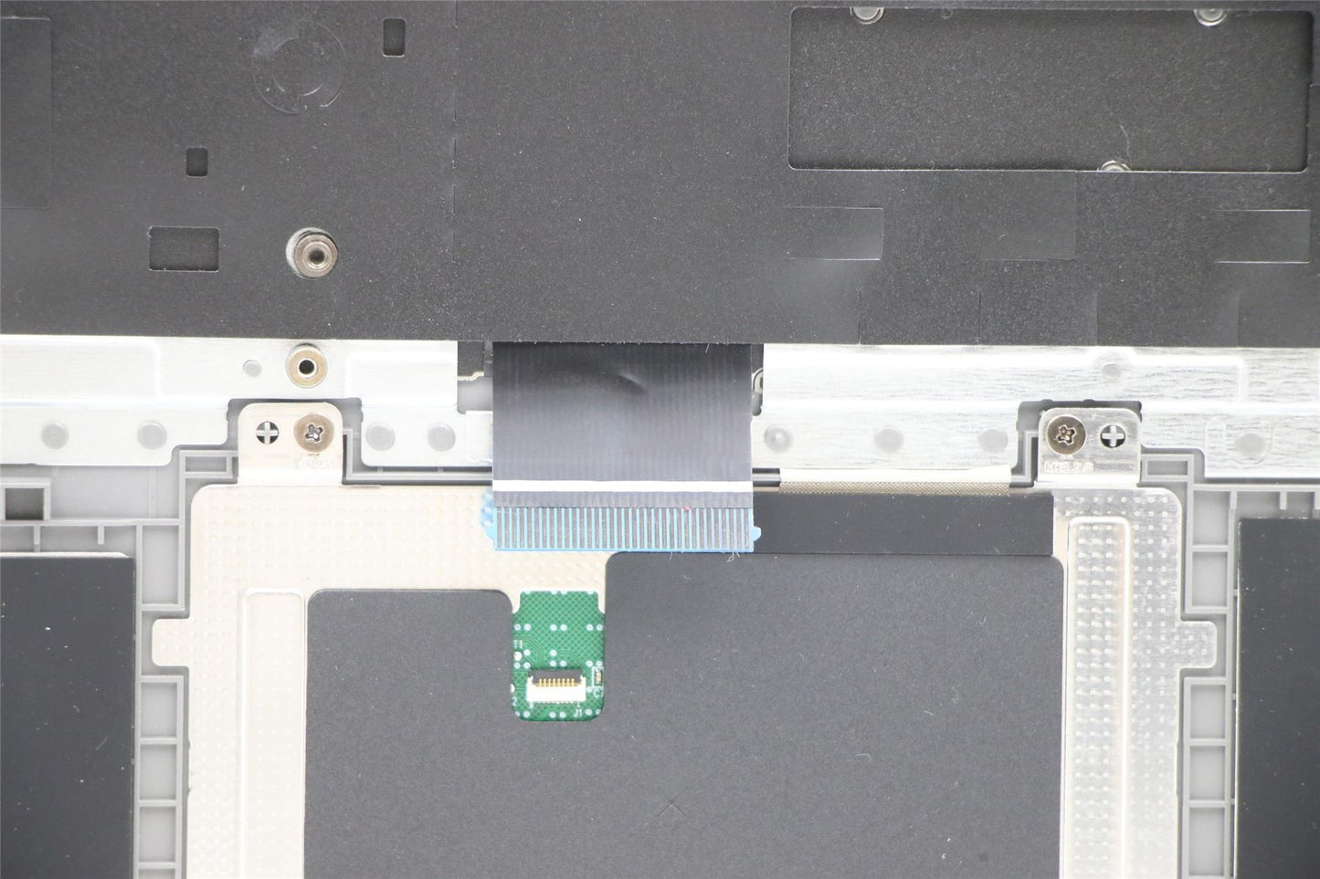 Lenovo IdeaPad 1 15ALC7 Palmrest Cover Touchpad Keyboard Swiss 5CB1H70735