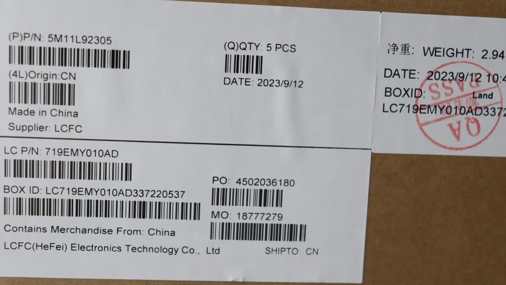 Lenovo ThinkPad E14 Gen 5 Keyboard Palmrest Top Cover Swiss Black 5M11L92307