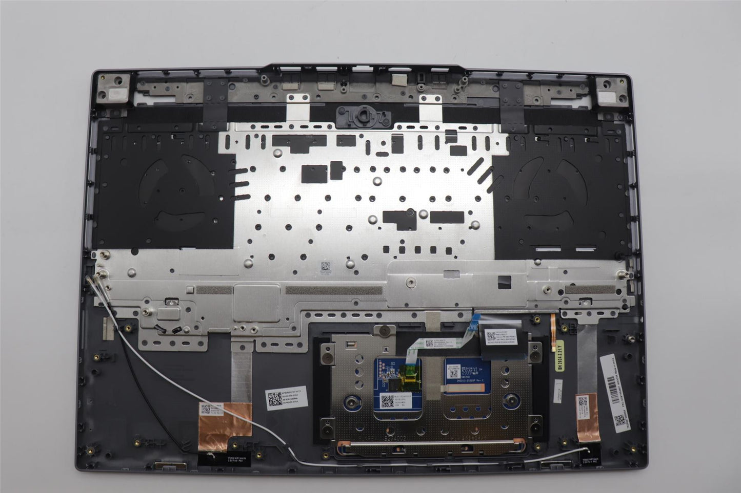 Lenovo Upper Case ASM SPA C 83DH LGBL 5CB1N84657